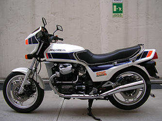 honda-cx650e-9.jpg