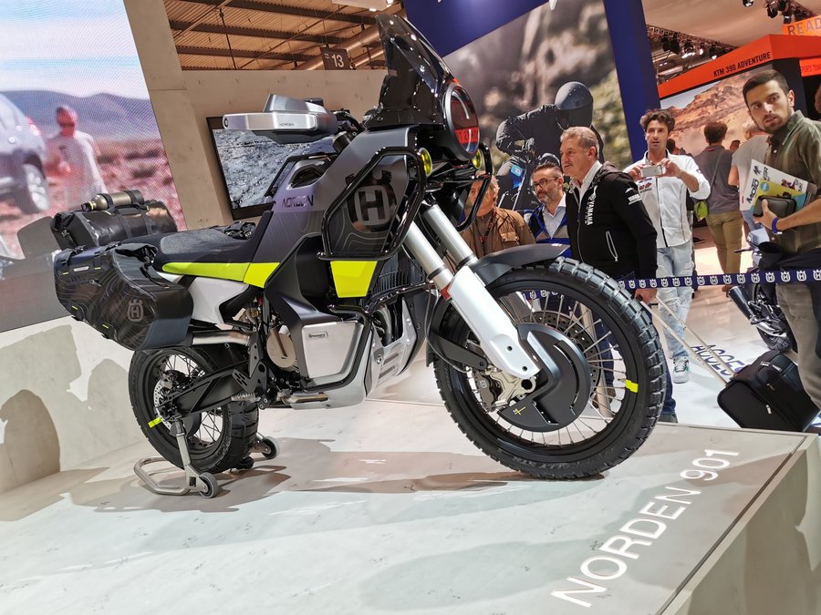 S0-salon-de-milan-norden-901-le-trail-signe-husqvarna-610105.jpg