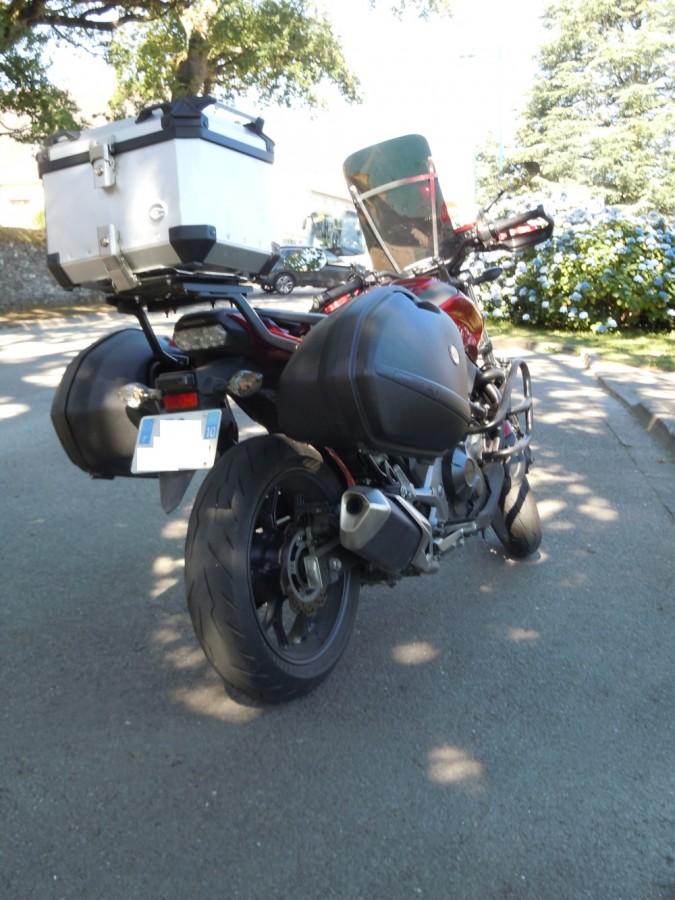 DSCN9954_moto_Honda_NC_750_S_arrière_droit_LD.JPG