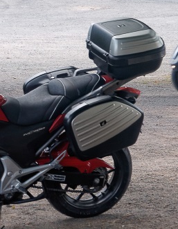 honda nc700 valises.jpg