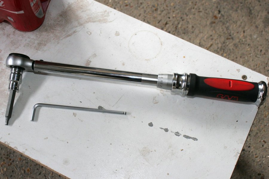 _MG_6719.JPG (192.15 Kio) Vu 3592 fois Les outils (Allen, 5mm)