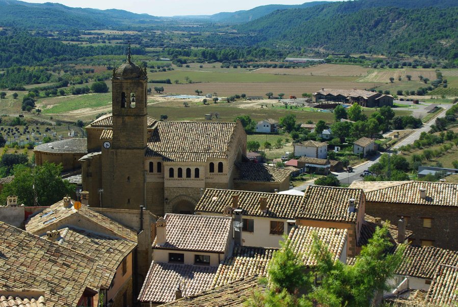 Village de Murillo - Au loin, à droite : l'hôtel