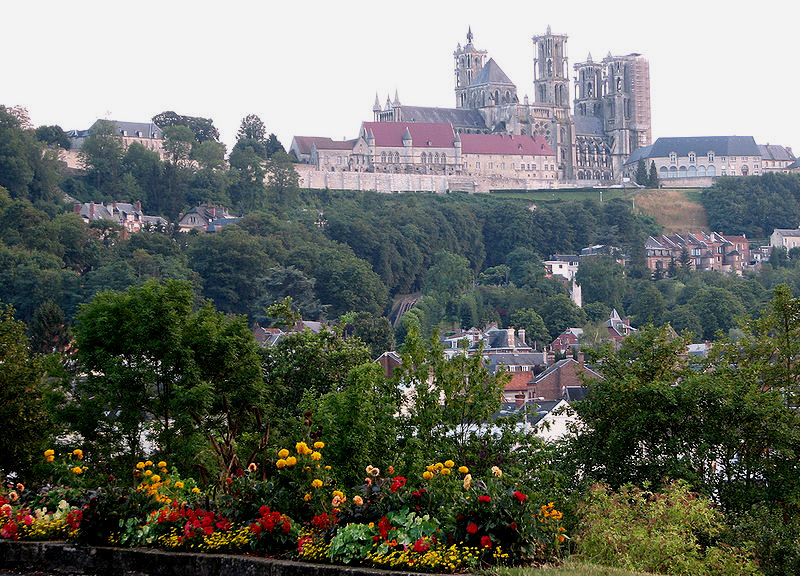 RTEmagicC_12014_021-Laon-wiki_txdam34654_9dd4e4[1].jpg