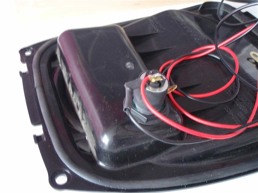 Allum cigare1.jpg (213.39 Kio) Vu 5859 fois J'ai soudé les fils pour gagner en profondeur.