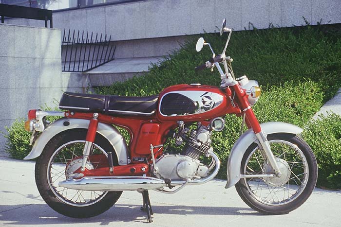 Honda CB 125.jpg