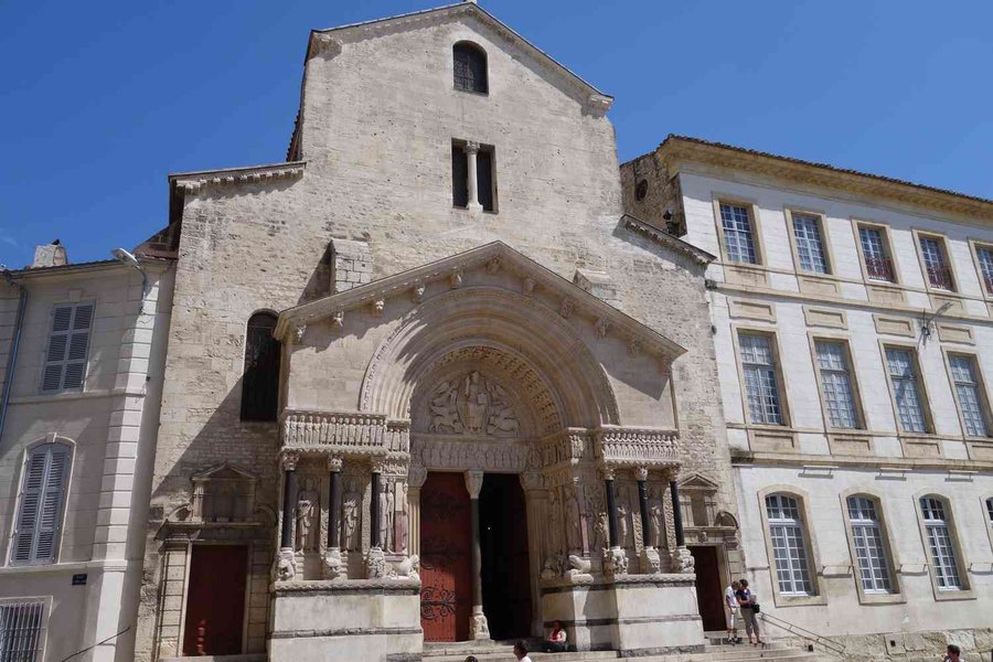Arles Ste Trophime