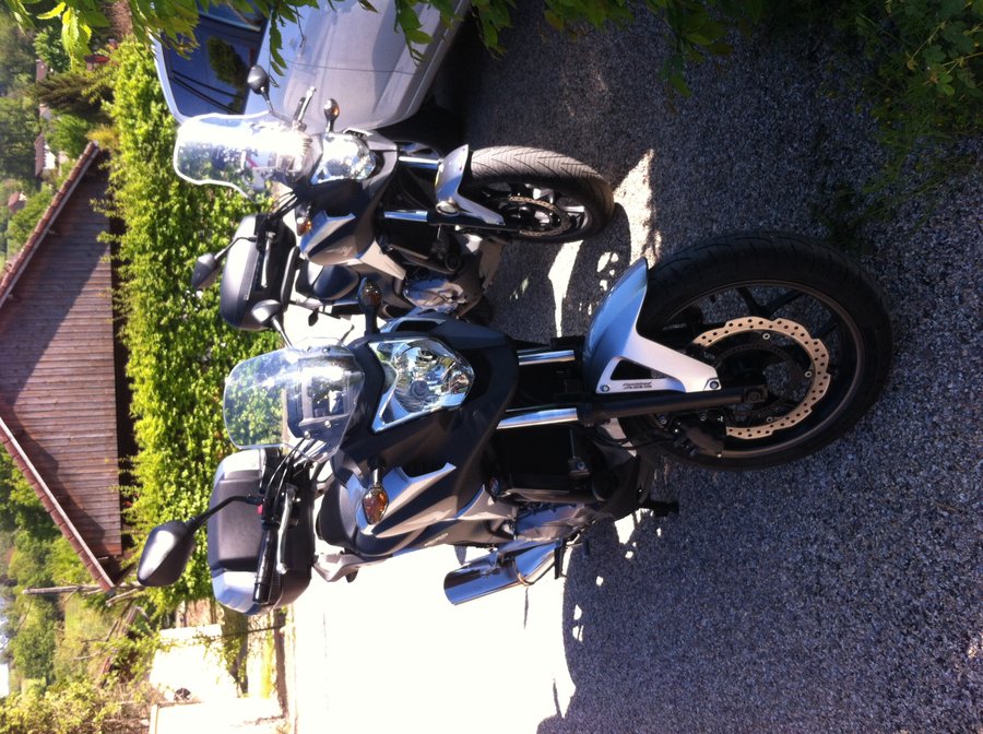 Des motos...