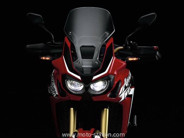 Honda_CRF1000L_Africa_Twin_premieres_photos_st2pz.jpg