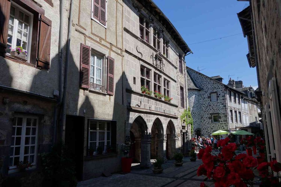 Mur de Barrez, joli village