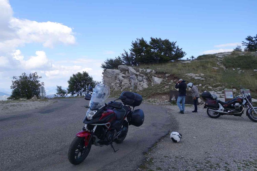Pas de la Graille dans la montagne de Lure