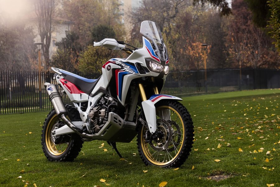 67850_Africa_Twin_Adventure_Sports_Concept.jpg