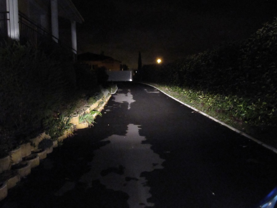 Feu de croisement halogène d'origine.