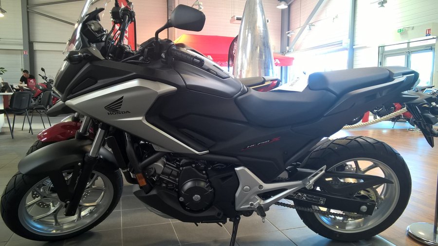 HONDA NCX 750 2016.jpg