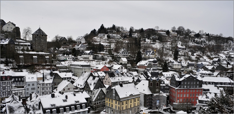 vue de haut montjoie sous la neige