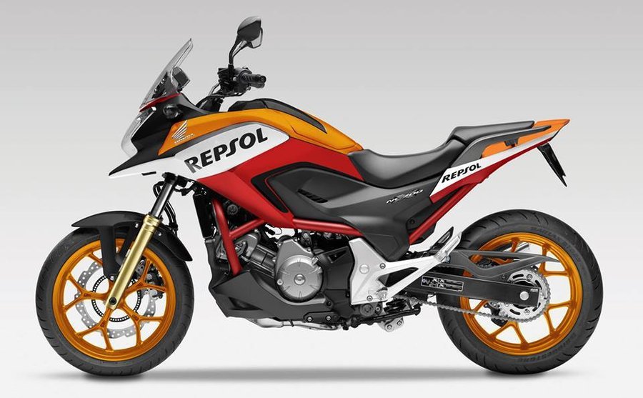 nc 700 X repsol.jpg